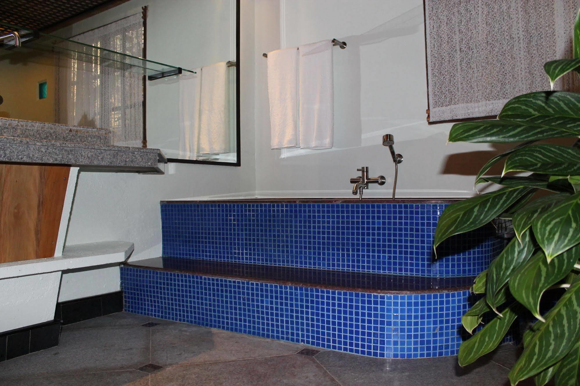 Noanoa Island (Adults Only) Hotel Taytay  Kültér fotó